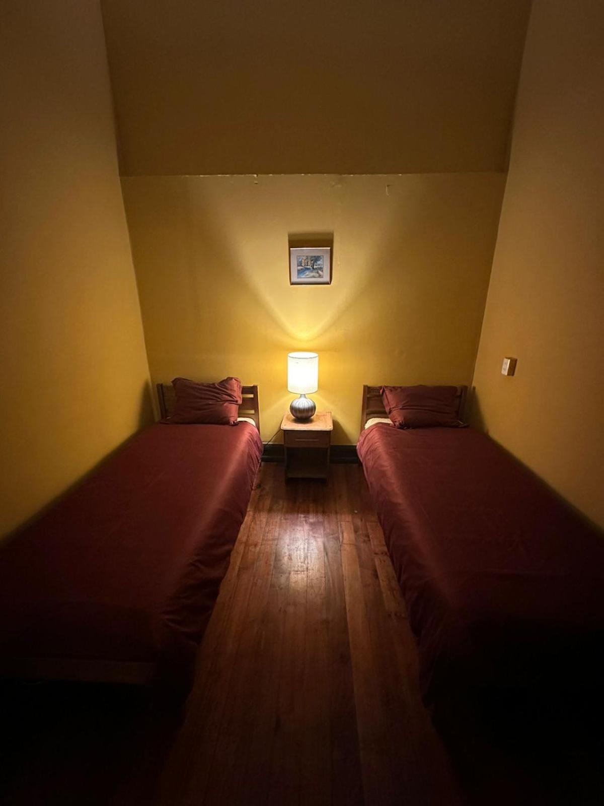 Das Gelbe Haus Valparaiso